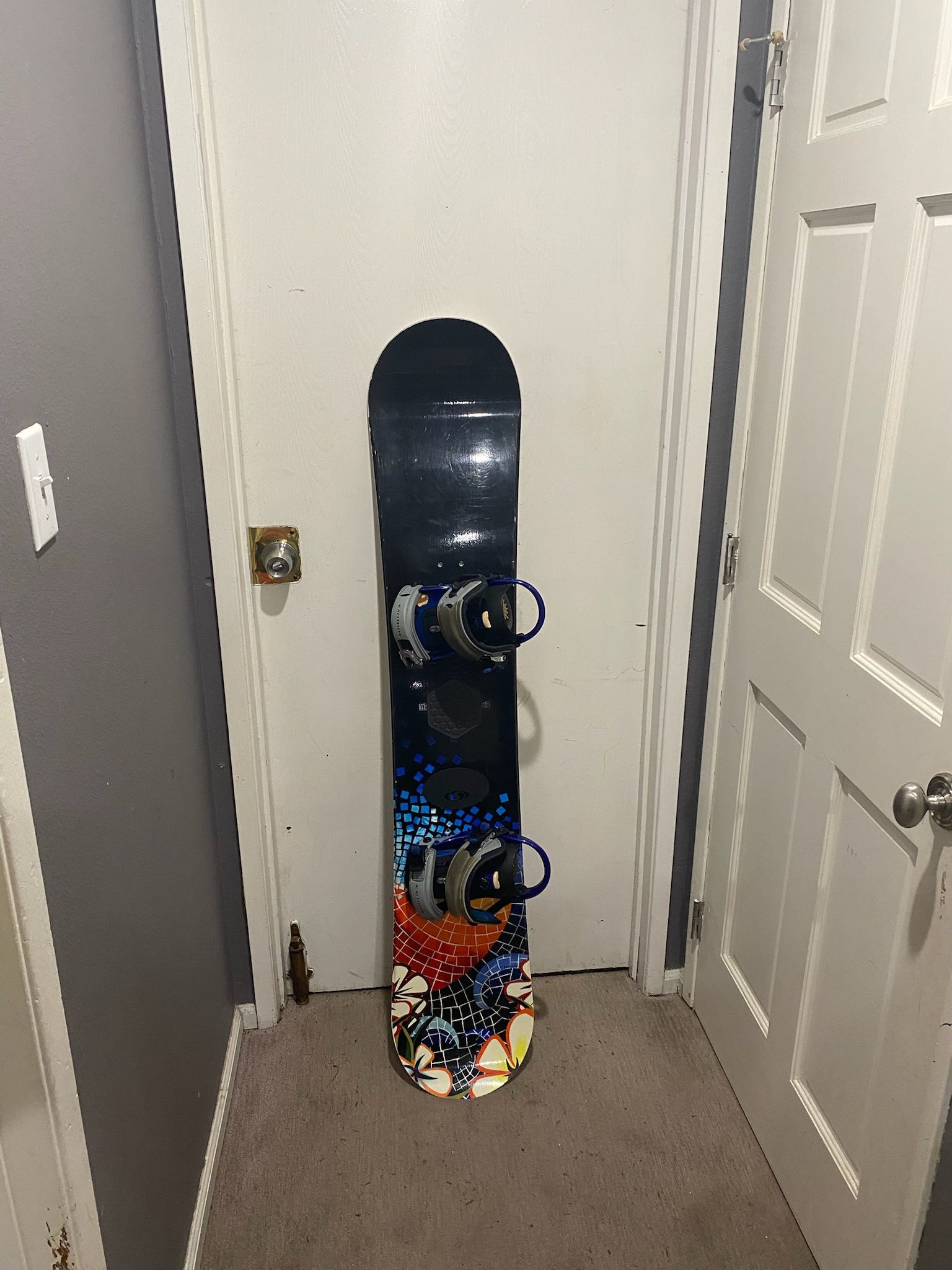 Snowboard with Bindings - size 150cm