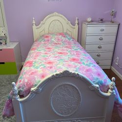 Twin Size Bed With Mattress And A Trundle Brand New