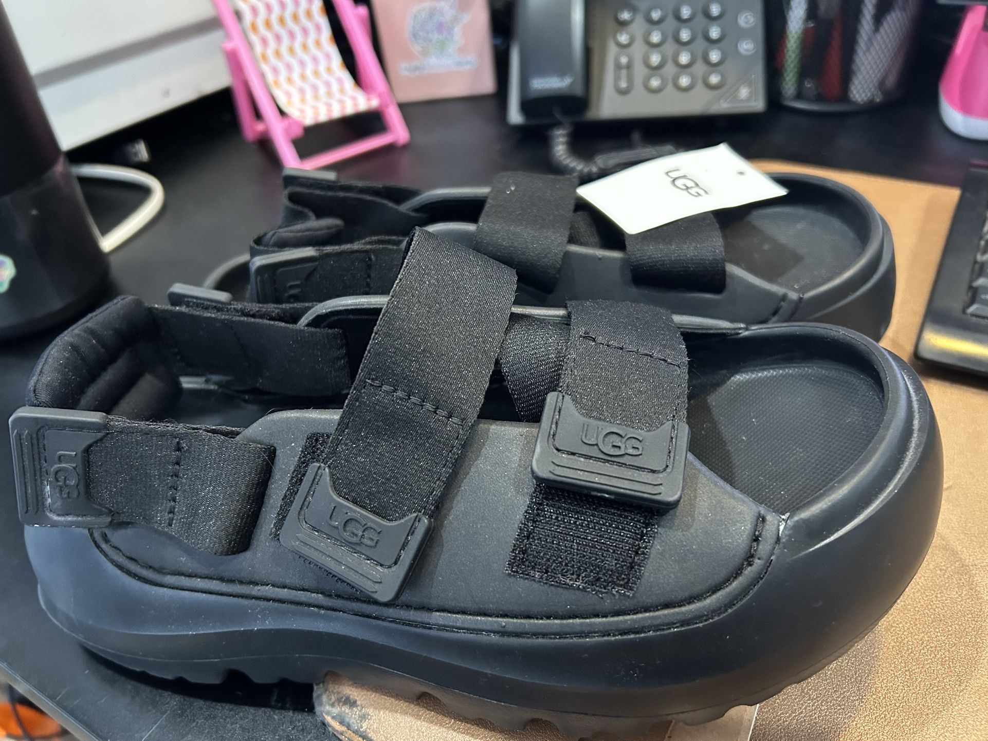 UGG authentic $20 Bucks Size 7 Woman