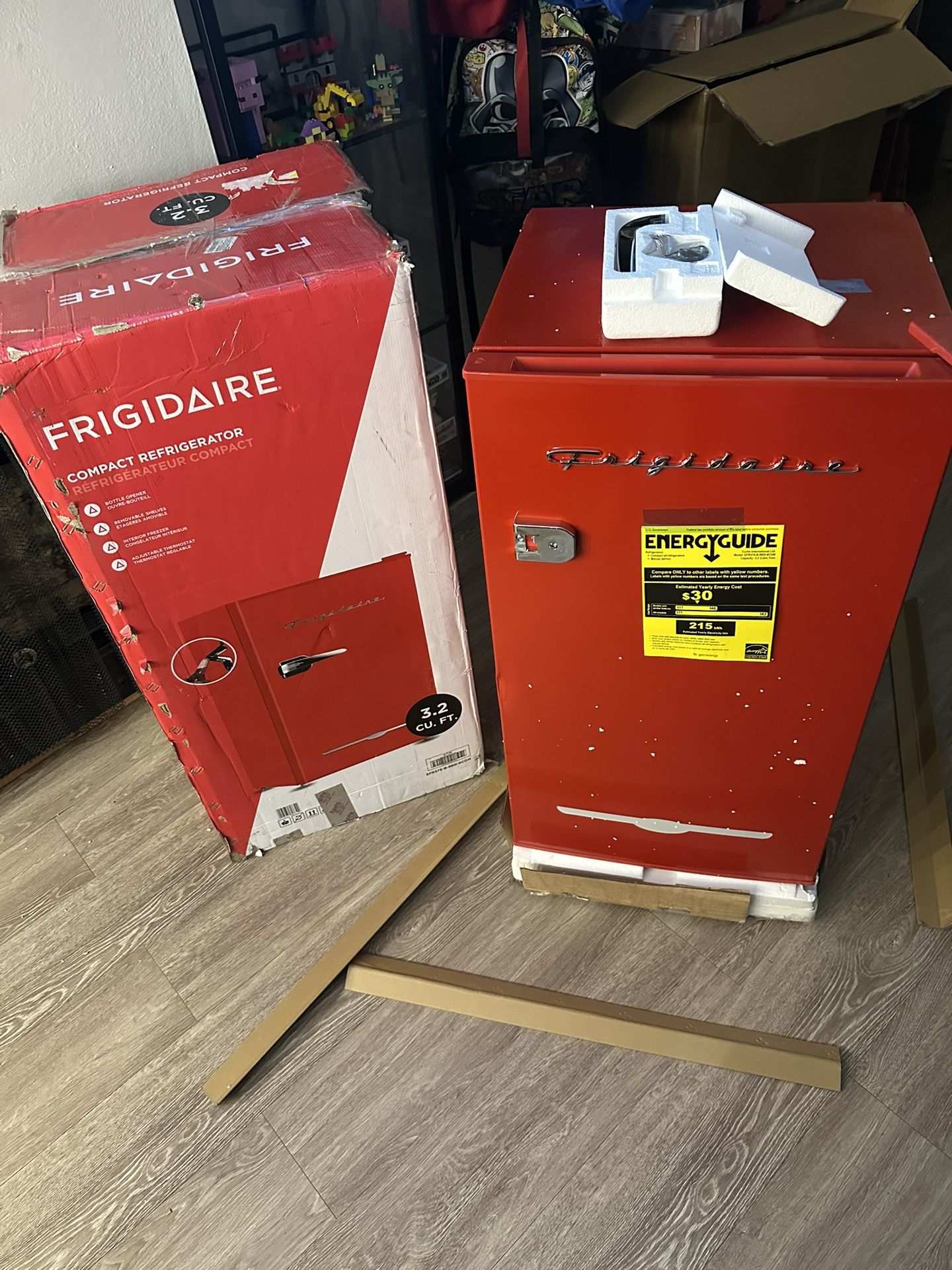 Frigidaire Retro Compact Fridge with Chiller, 3.2 cu ft