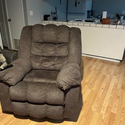 Recliner Brown 