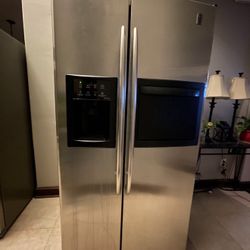 GE Profile 25.7 Cu. Ft. Stainless Steel Side-by-Side Refrigerator with Refreshment Center