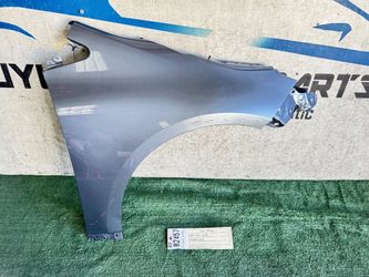 2020 - 2021 - 2022 - 2023 - 2024 - 2025 TOYOTA COROLLA RIGHT PASSENGER FENDER OEM AY82457