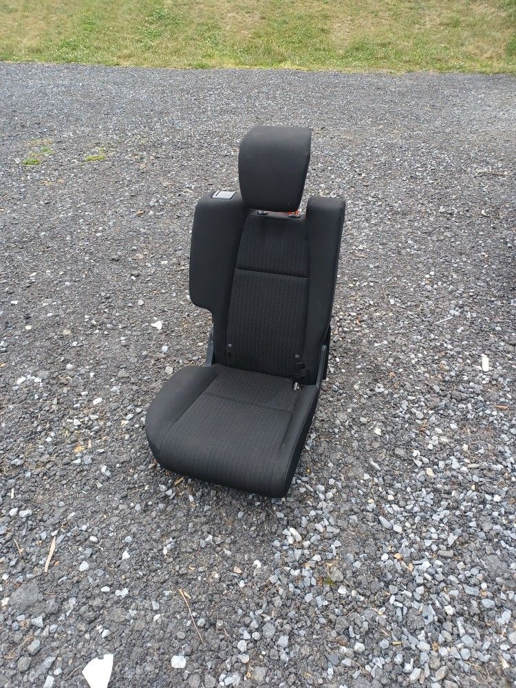 OEM 2016-2018 Honda HRV Seat For Back Right Passengers Side