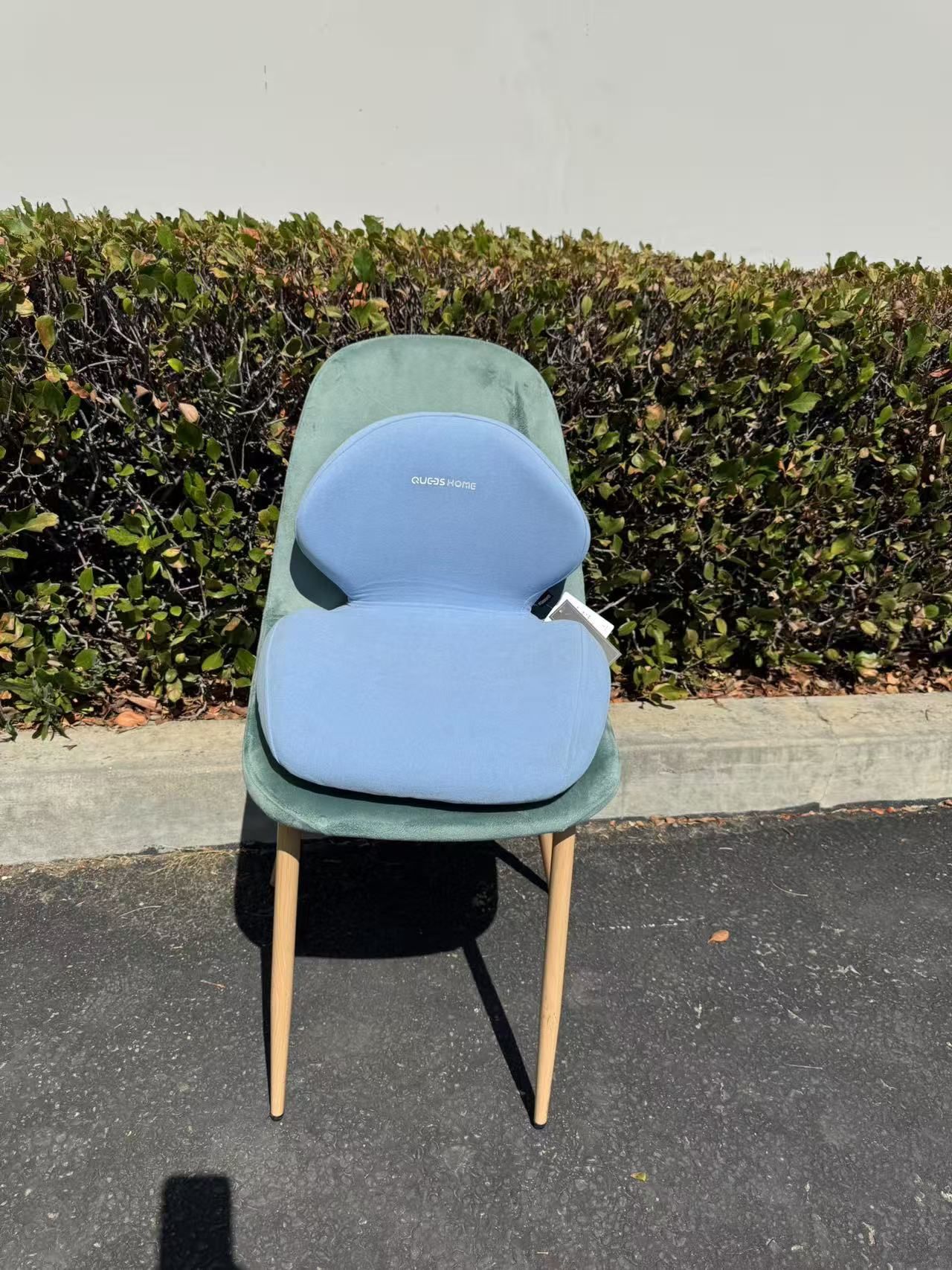 Brand New Ergonomic Floor Chair – Perfect for Posture and Comfort!