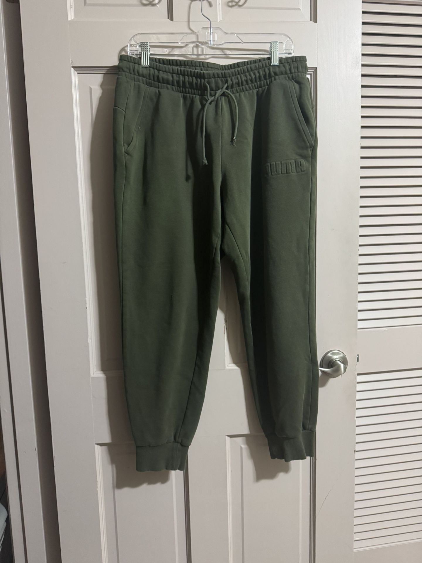 Mens Puma Jogger Sweatpants Green With Pockets Drawstring Size Large 