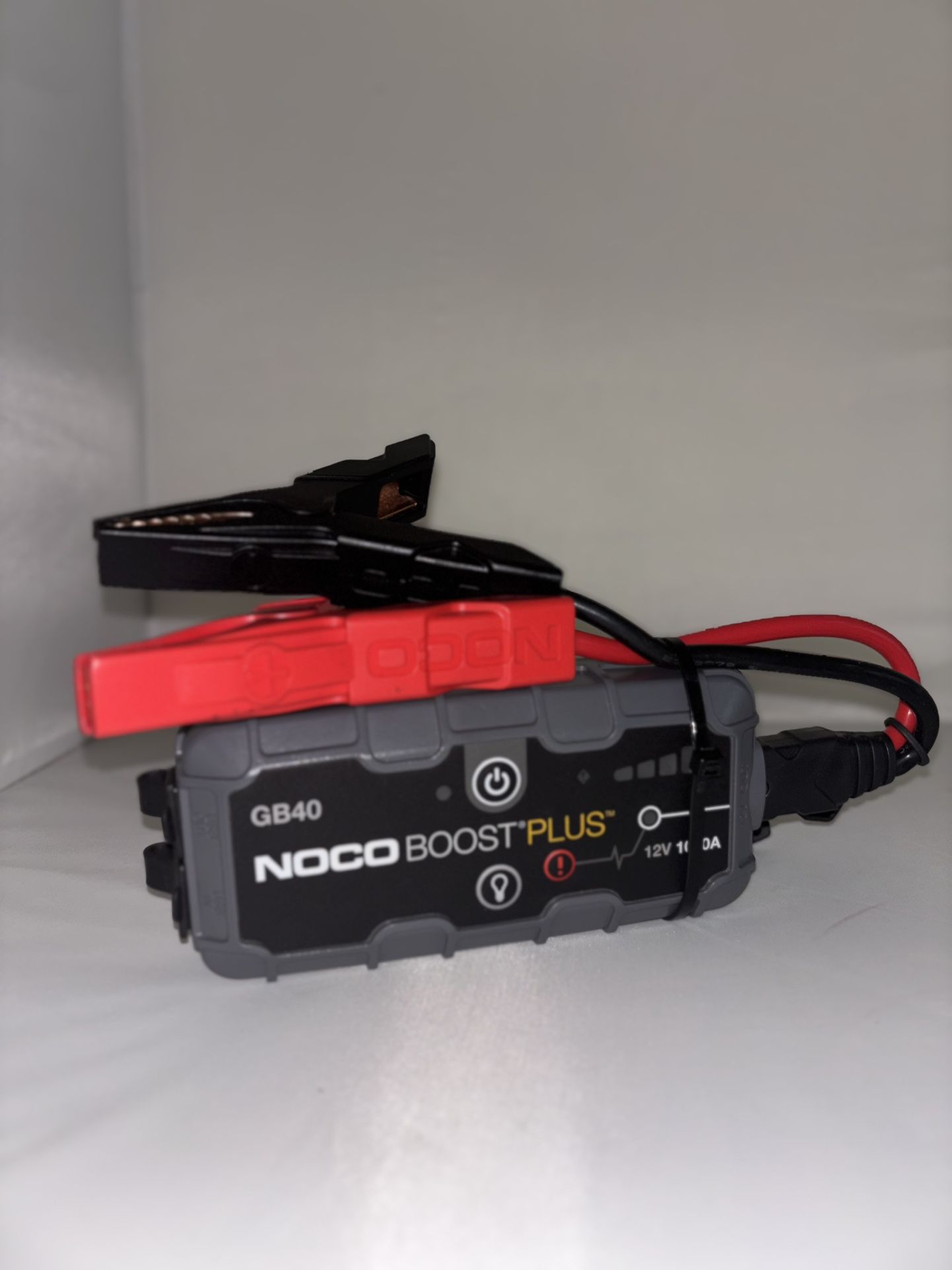 NOCO BOOST PLUS GB40 12V 1000A Jumper Battery Charger