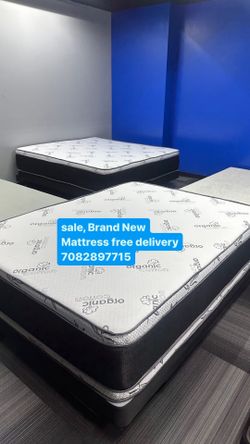 Huge sale for Mattress And Box Twin size #mattress and box 150.$ full 190$ Queen 200$ king 290$. free delivery free set up 708….289…7715… cash or Zell