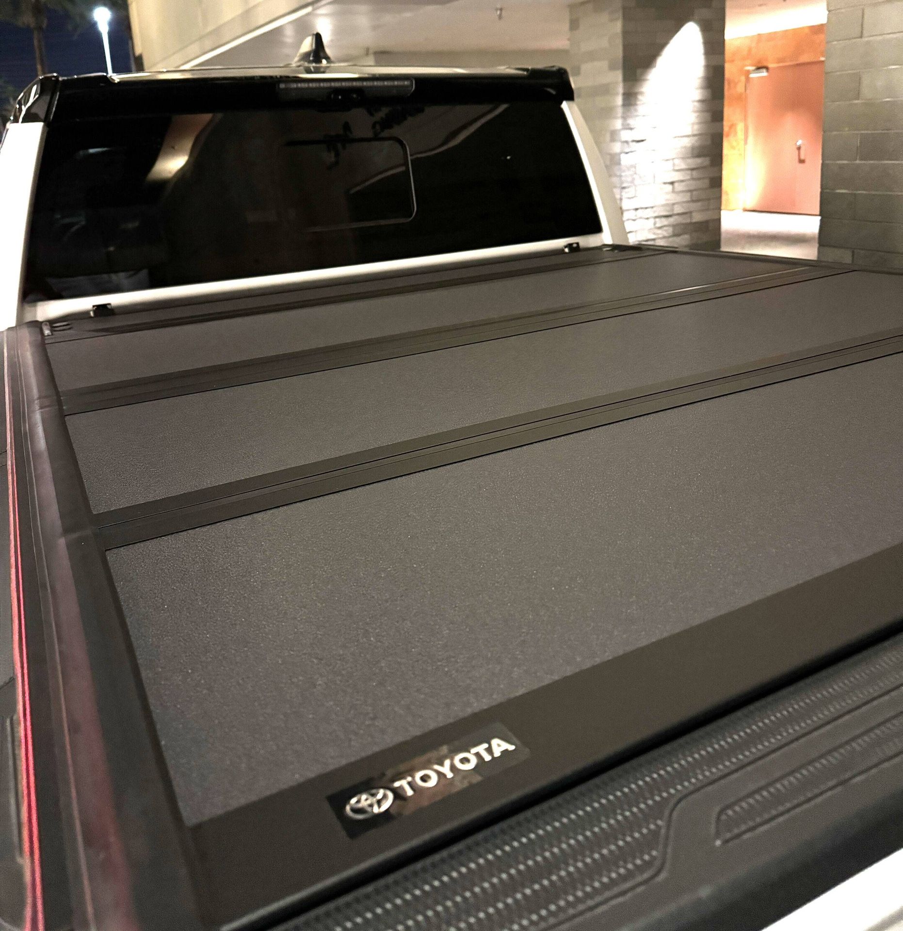 4th gen Toyota Tacoma OEM Trifold Hard Tonneau Cover PT(contact info removed)0