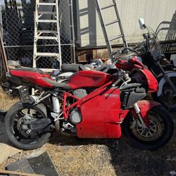 2005 Ducati 749