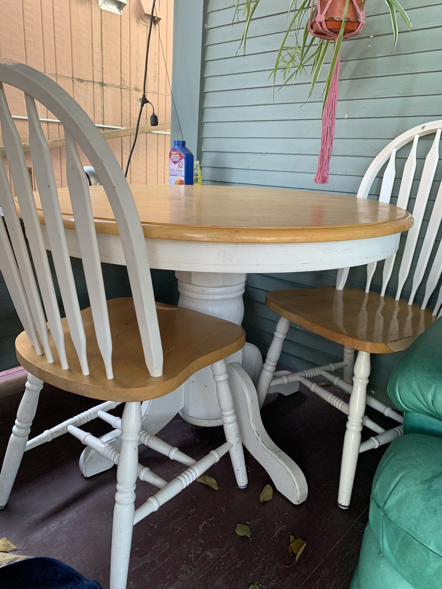Solid Wood Table Set With Leaf And 4 Chairs