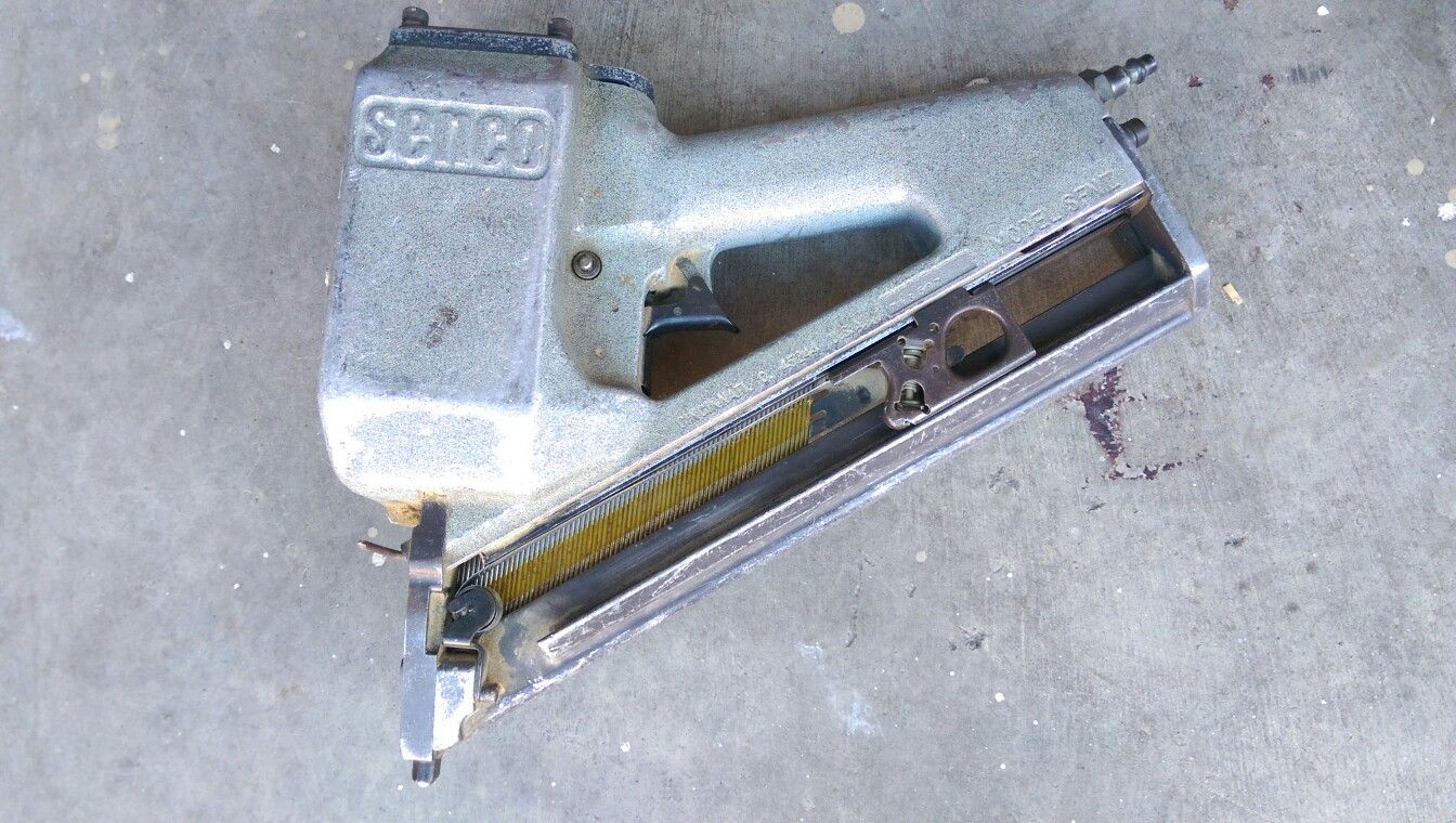 Senco SFN II Finish Nail gun