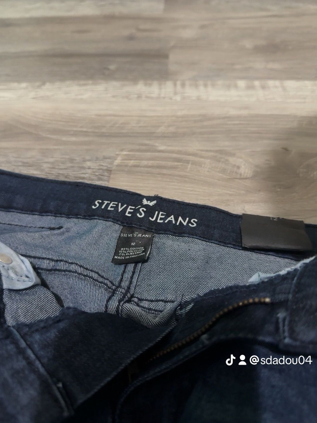 Men’s Dark Wash Cargo Jeans – Slim Fit, Multi-Pocket, Stylish & Comfortable