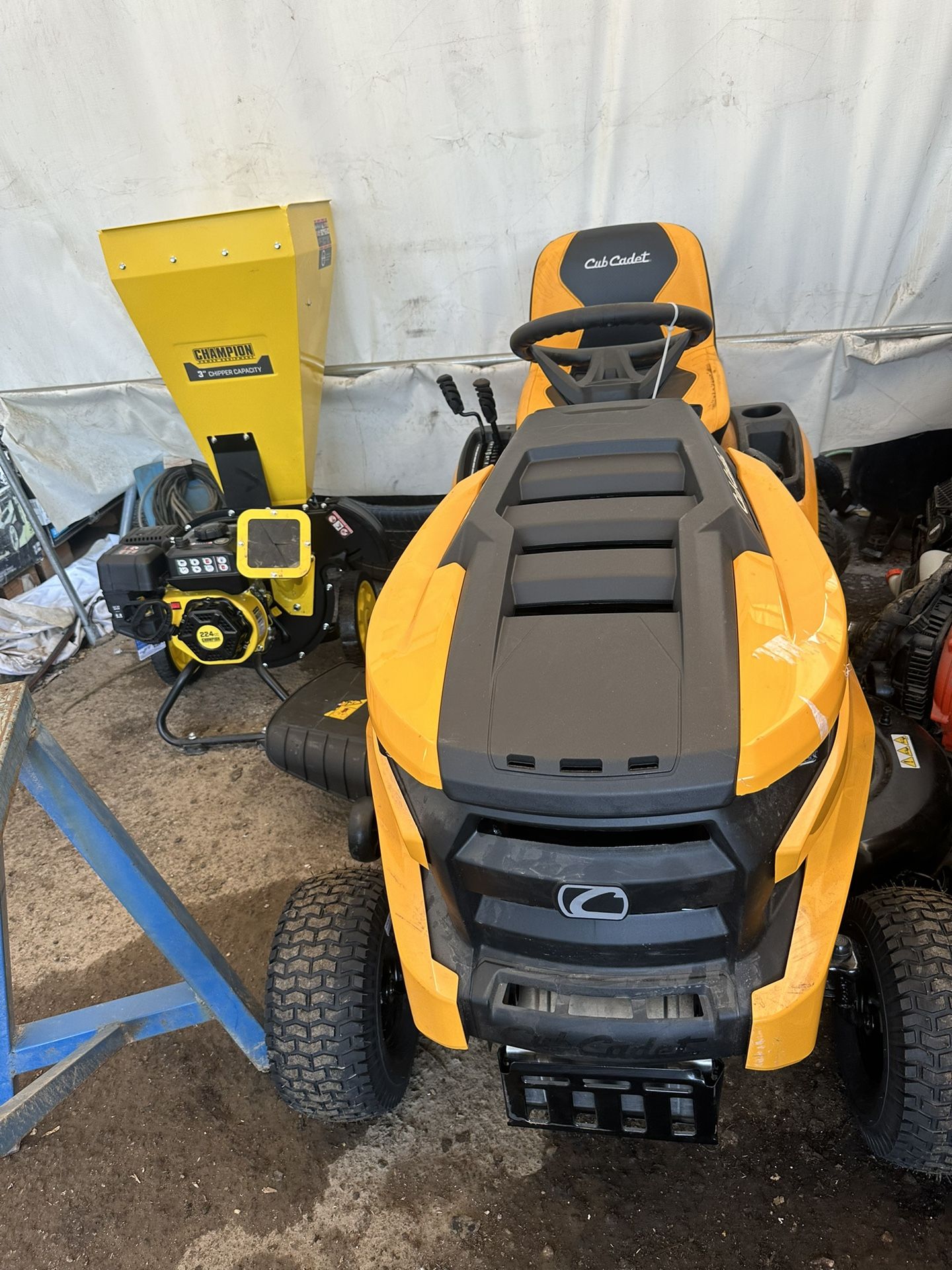 Lawnmower Tractor 46 Powered