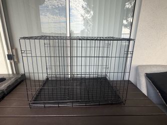 Large/ medium dog crate
