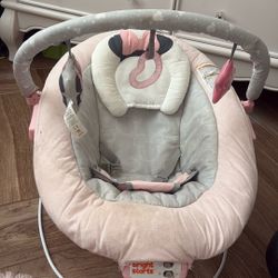 Minnie Mouse Bouncer 