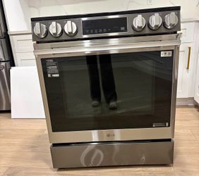 LG ThinQ 6 Burner Gas Stove