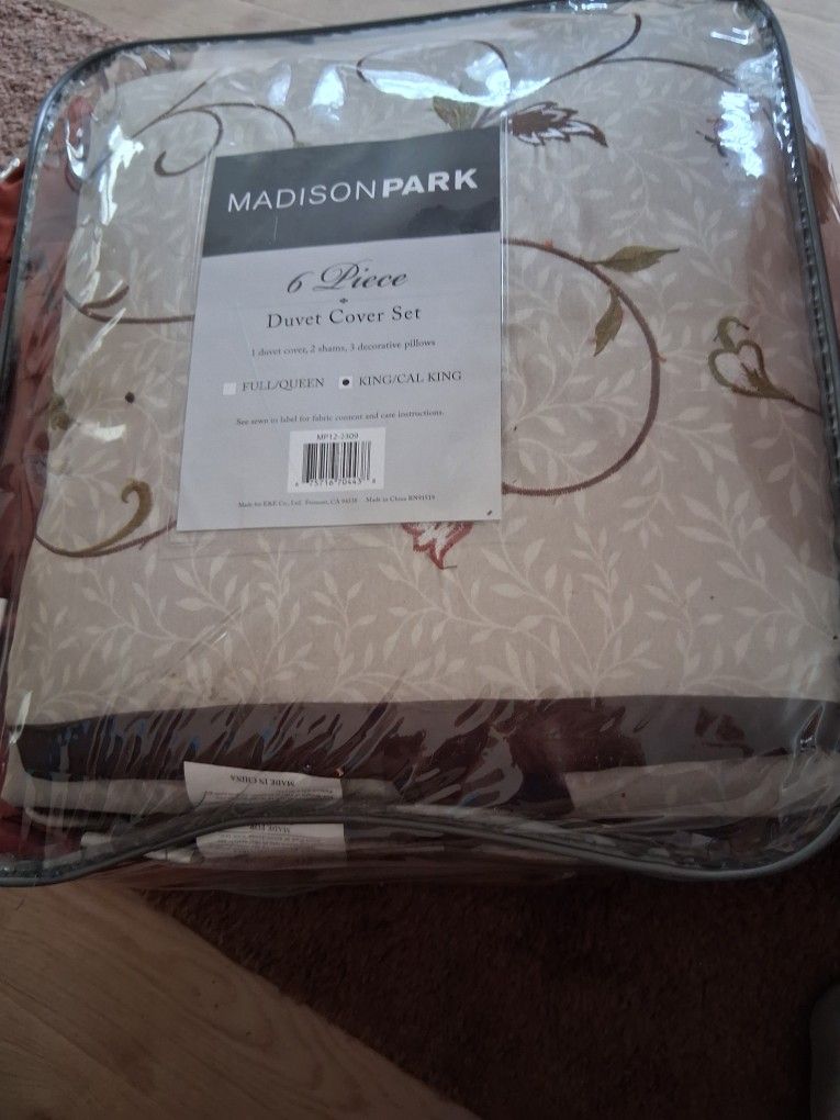 Madison Park 6 Piece Duvet Cover Set