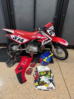CRF 70.   Honda CRF70.   Pacific beach.   CLEAN!