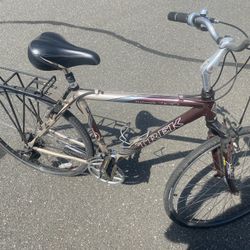 Trek Bicycle Multi Track 7100