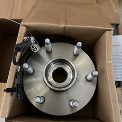 99-06 Silverado/gmc Hubs 4x4