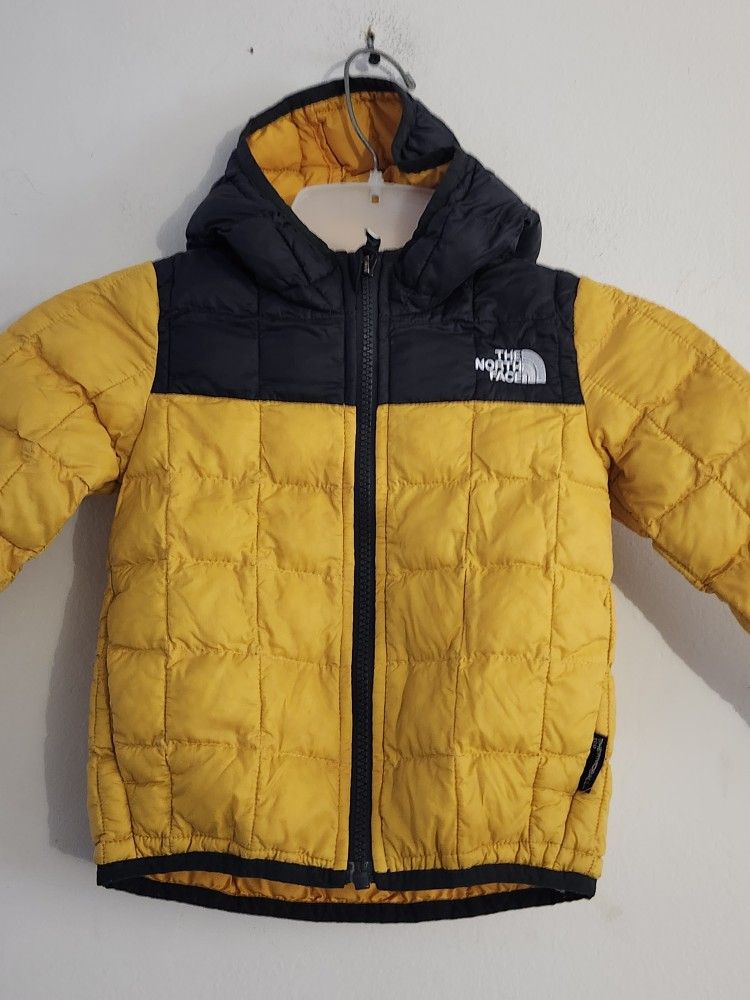 The North Face Hooded Puffer Jacket Size:2T Color : Yellow/Black