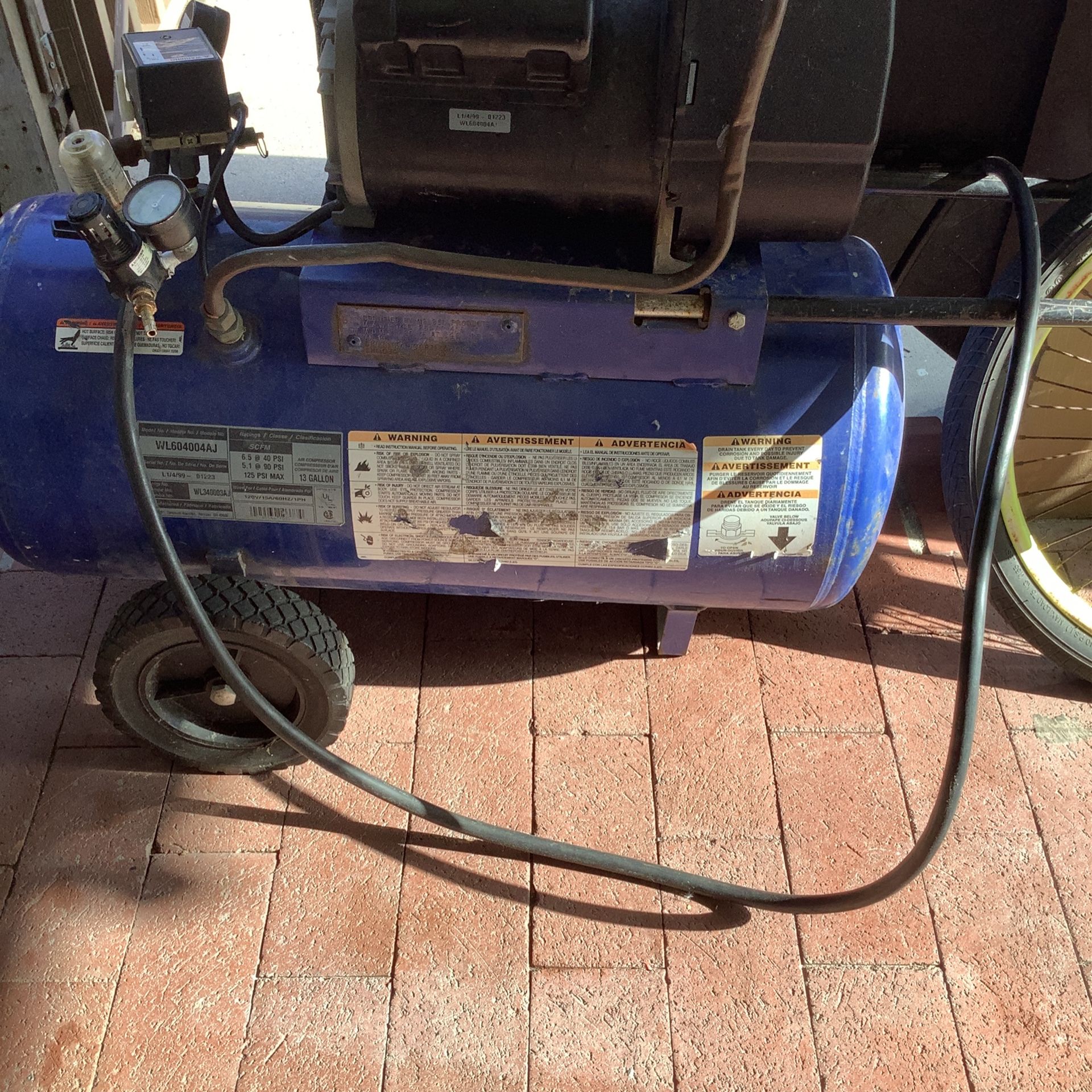 Air Compressor 