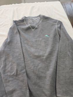 Mens Tommy Bahama  long sleeve  sweater.