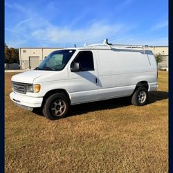 2003 Ford E-350
