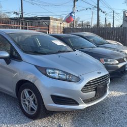 Ford Fiesta -Clean Title-Great Condition 
