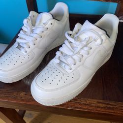AIR FORCE 1 Size 8