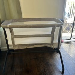 Baby Delight Bassinet