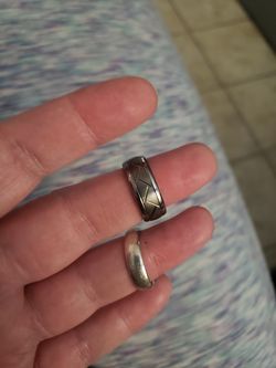 Men's wedding bands