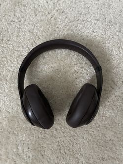 Beats Studio Pro