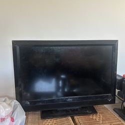 30 inch Vizo TV