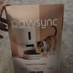 Pawsync Smart Pet Feeder