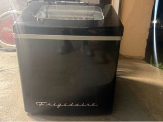 Ice maker