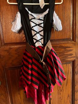 Teenager Girl pirate captain costume