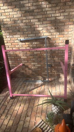 Free gymnastics bar