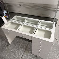 Makeup vanity with mirror