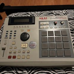 Akai MPC 2000XL