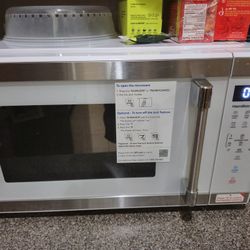 Like New - Microwave Only Had For A Few Months
