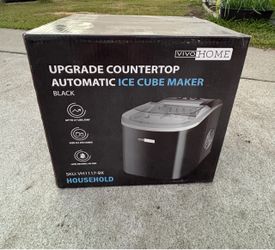 Brand new Ice Maker Machine for ice cubes, 10 Bags and Self Cleaning Function