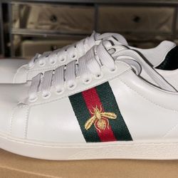 Women’s Gucci Ace Bee Embroidered Sneakers