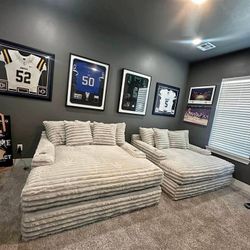 Oversize Corduroy Couch/converts Into Bed~~~~~~ Same Day Delivery Available 