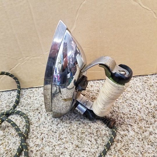 Electric Iron, Westinghouse, Old