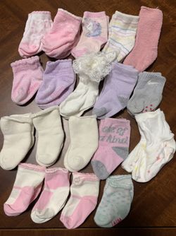Gently Used Baby Girl Socks In Bundle For Newborn