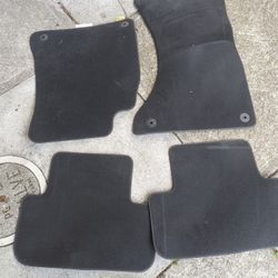 AUDI ALLROAD FLOOR MATs