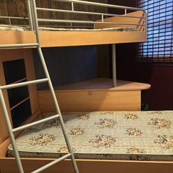 Beautiful High-End Wooden Bunk Bed with Built-in Desk & Shelving – $450 OBO (Must Go ASAP)