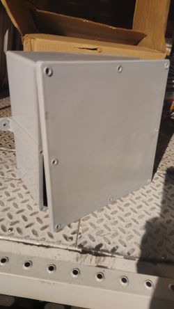 Outdoor junction box